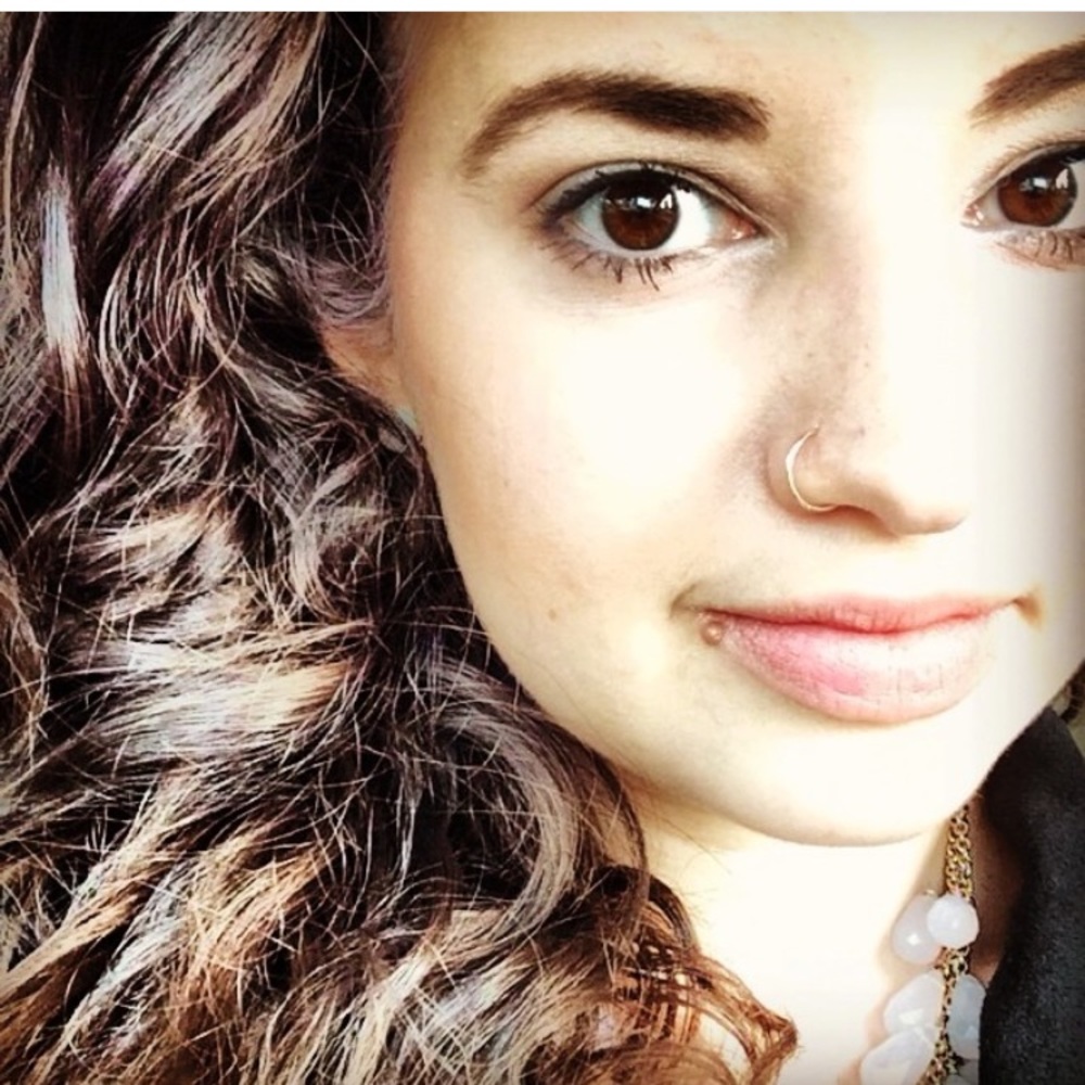 ABOUT ME! VERONICA 👡